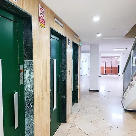 아파트 Tar9f - Nuevo, Reformado, Wifi, Smart Tv, Centro, Playa 토레몰리노스